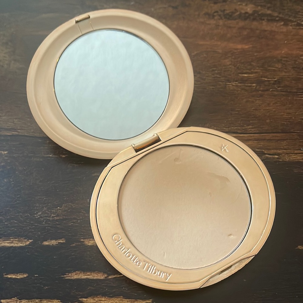 Charlotte Tilbury Flawless Finish